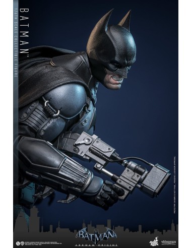 Hot Toys Batman Arkham Origins...