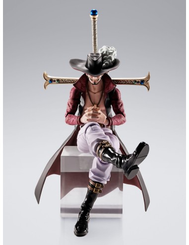 One Piece S.H.Figuarts Dracule Mihawk...