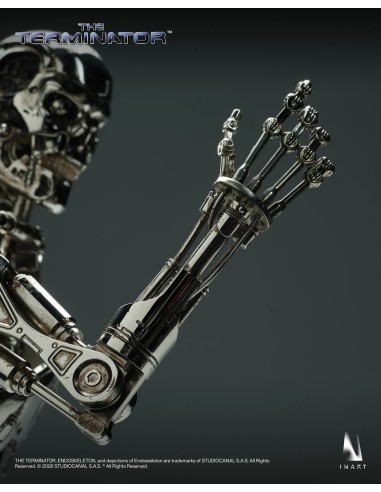 The Terminator T-800 Endoskeleton 1/6...