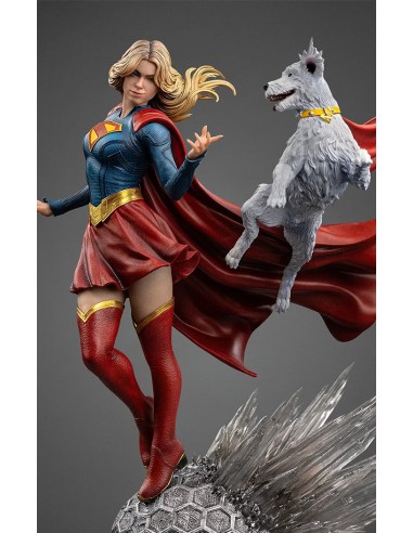 Supergirl (2026) Art Scale Statua...