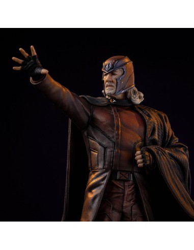 Magneto Avengers: Doomsday Art Scale...