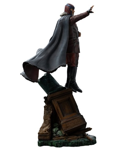 Magneto Avengers: Doomsday Art Scale...